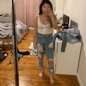 Brandy Melville boyfriend jeans